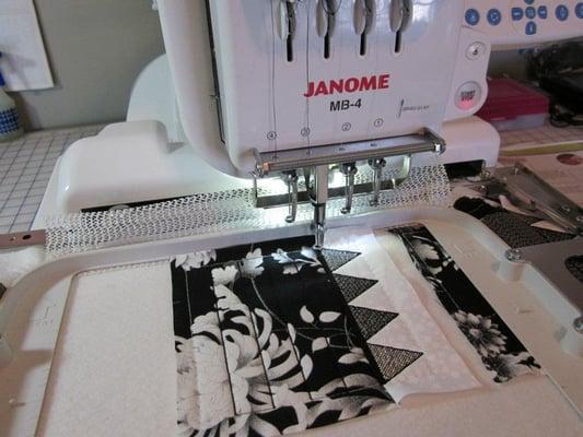 Janome MB4