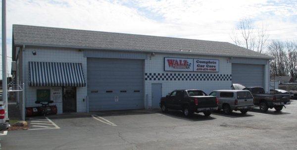 Storefront of Walz Automotive in Toledo, OH