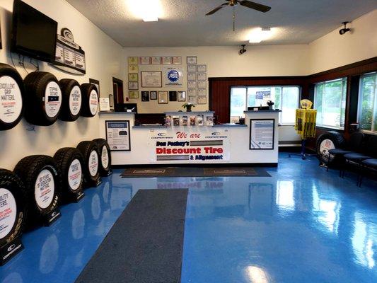 Don Foshay's Tire and Auto Repair, Belfast, Maine