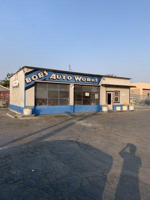 Bob's Auto Works Merced, CA Yosemite Parkway & 99 freeway.