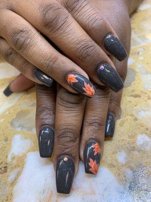 Simple Fall Leaves Nails