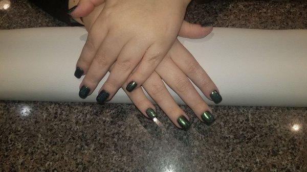 Chrome (green) nails