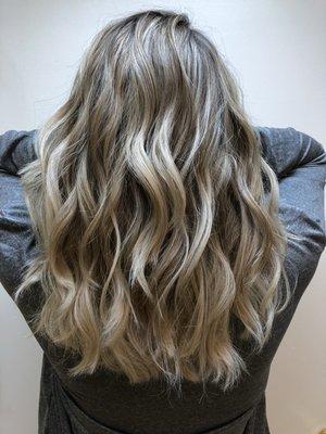 Highlights and beach waves