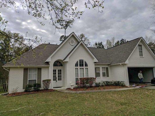 A completed roofing project in Mandeville, Louisiana by Storm Guard Roofing and Construction.