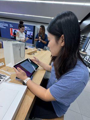 Apple Houston Galleria