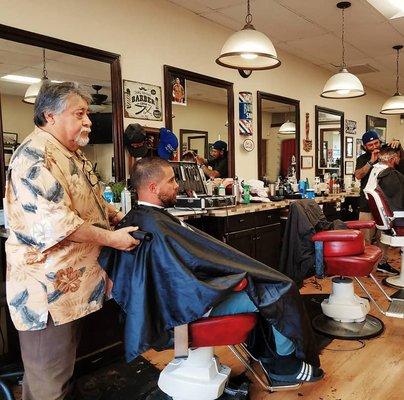 Bravo's Barber Shop