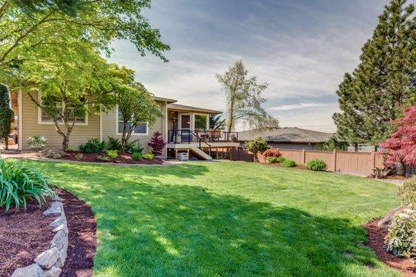 Sundance-Camas listing backyard