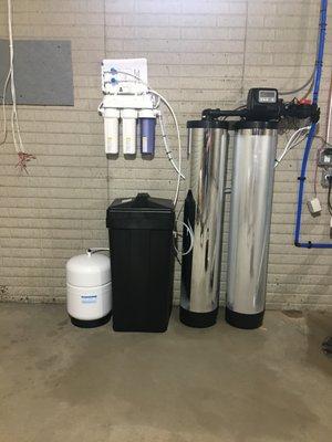 Twin tank softener and reverse osmosis system