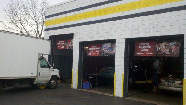 Auto Repair Shop, Columbus, OH 43220