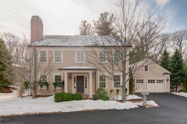 10 Ridgehurst in Weston, Ma