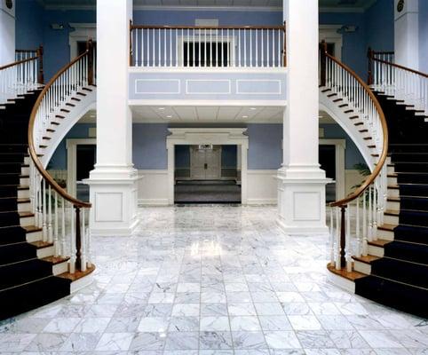 grand staircases,curved staircases,spiral staircases,custom staircases,circular staircases