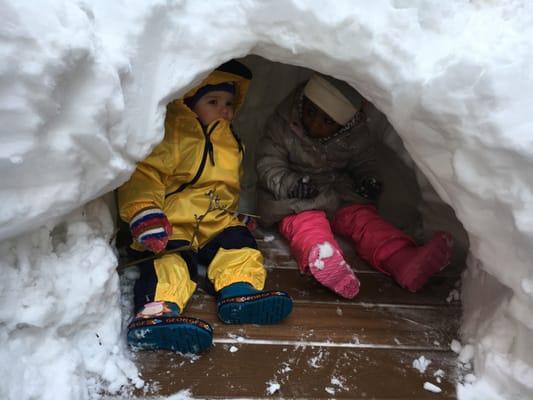 We build our own snow cave