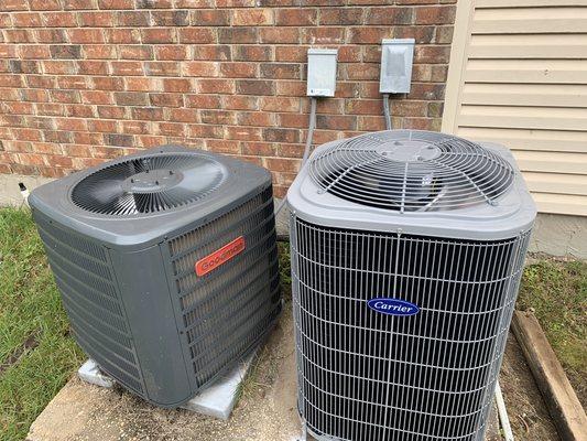 We installed this new heat pump at a condo. Check out the unit next to it!! Wow!! The neighbor had a cheaper bid!