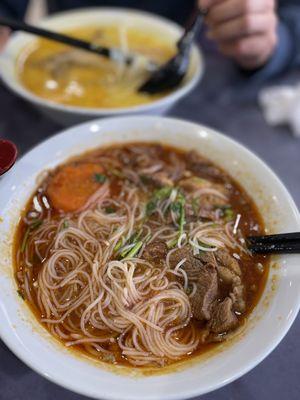 beef stew vermicelli noodle soup