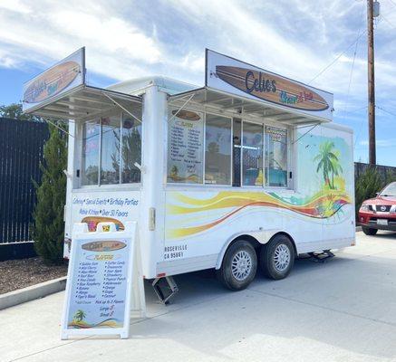 Celie's Shaved Ice is open for business!