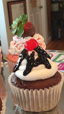 Sundae Cupcake