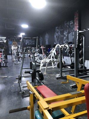 Nothing but the best! Complete line of Hammer Strength equipment!