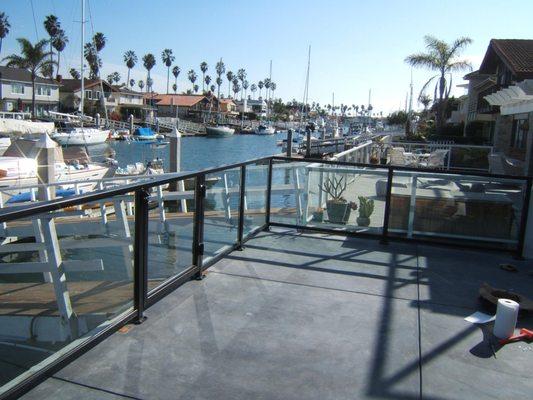 Aluminum framed handrail system