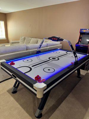 Air hockey assembly