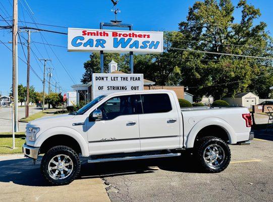 Smith Brother's Car Wash