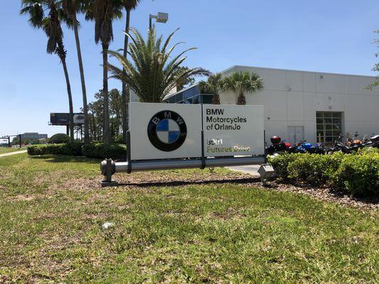 BMW Motorcycles of Orlando sign off John Young Parkway