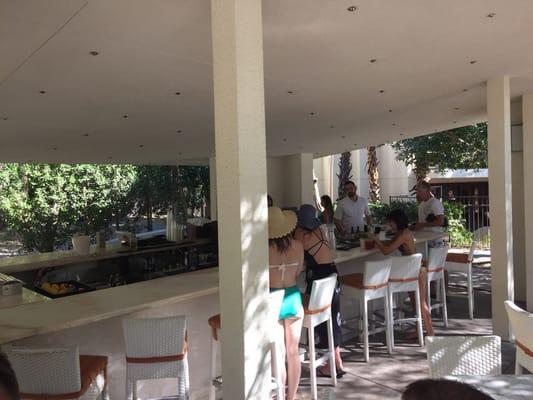 Picture of bar from poolside.