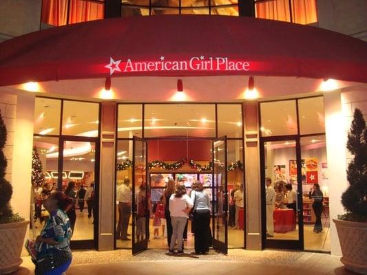 Volunteering for the TrinityCare Kids Hospice Fundraiser at the American Girl in Los Angeles