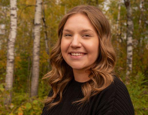 Leah Josephson, Front Desk Support