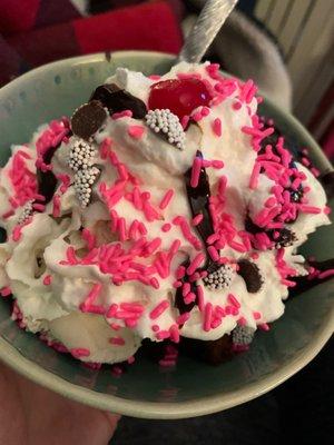 Brownie sundae! Made with Mt. Tom's sundae kit