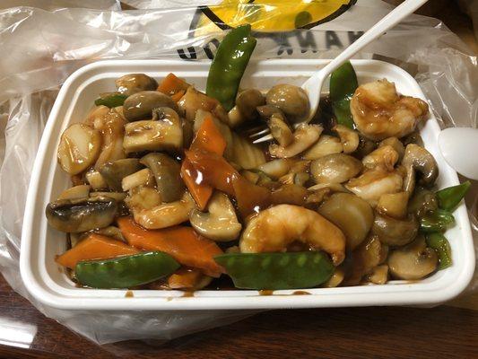 Shrimp with mushrooms