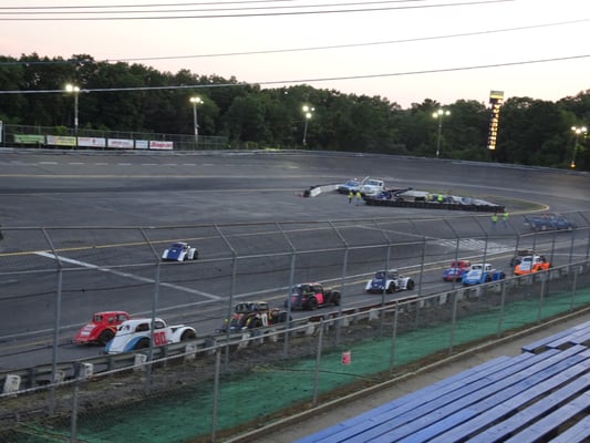 Legends racing at Wall Stadium Speedway