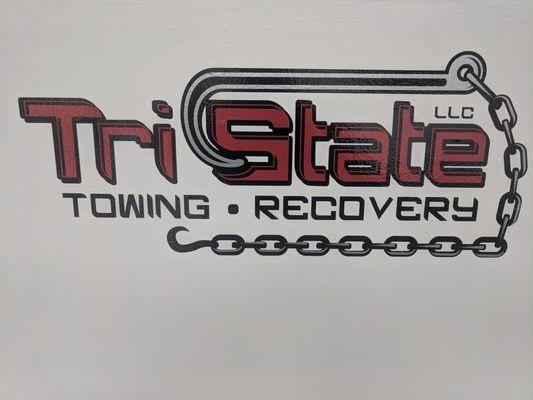 Tri-State Towing & Recovery logo