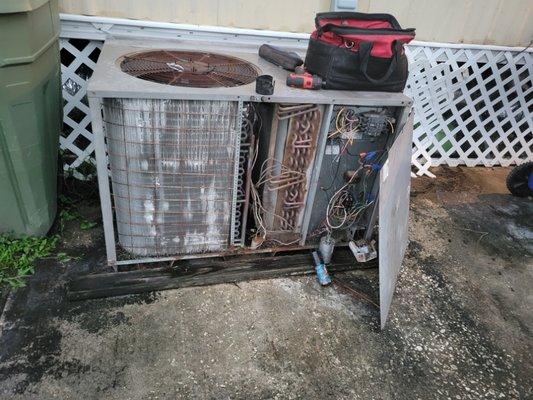 Package unit repair