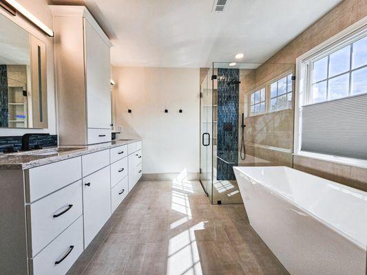 Contemporary Master Bath remodel in Sterling, VA