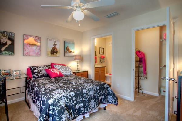 The Flats at Kernan Model Bedroom