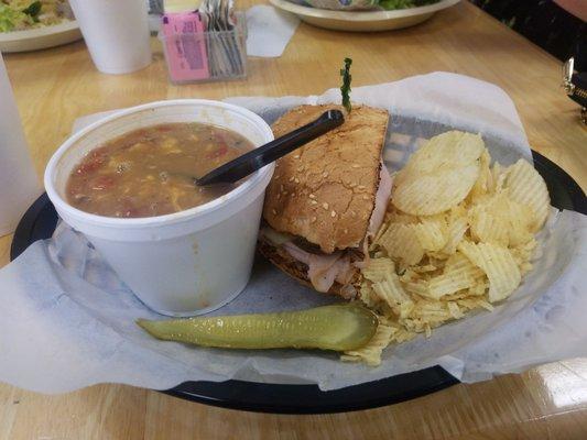 Muchallaca sandwich and soup