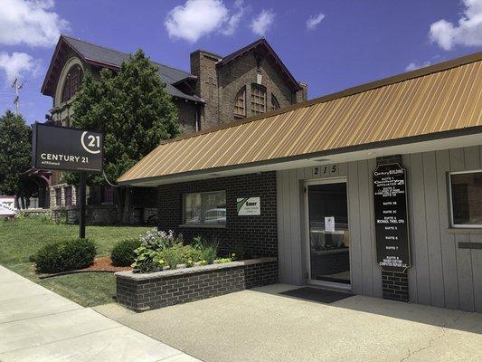 CENTURY 21 Affiliated Beaver Dam, WI office exterior