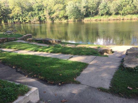 Picnic bench and a nice spot to launch or land canoes and kayaks along the Kishwaukee river