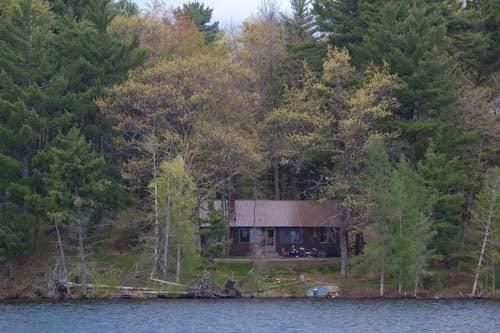 Cabin 4 near the water