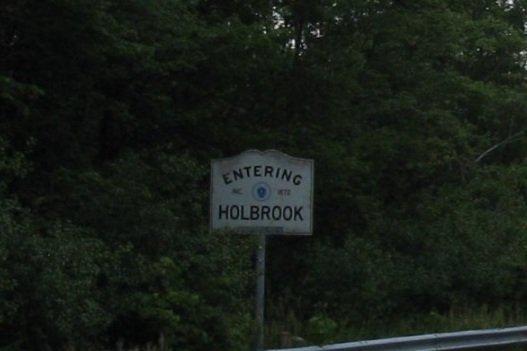 Entering Holbrook from Weymouth.