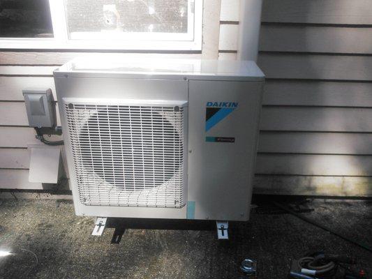 New outdoor heat pump install.