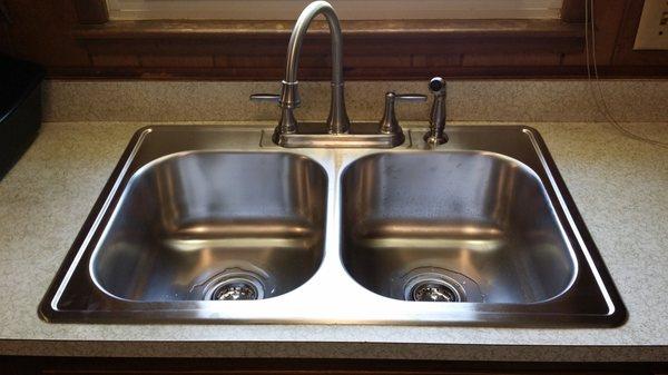 Kitchen sink and faucet install