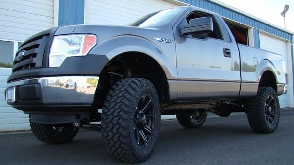 2011 F150 2wd with a 6" BDS lift kit.