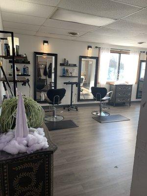 Salon stations