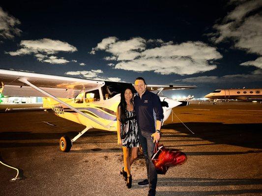 Enjoy our romantic sunset flight. Get the best of both world scenic sunset views and night lights from the city