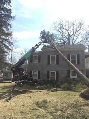 92 foot working height aerial spider  lift  on soft rubber tracks