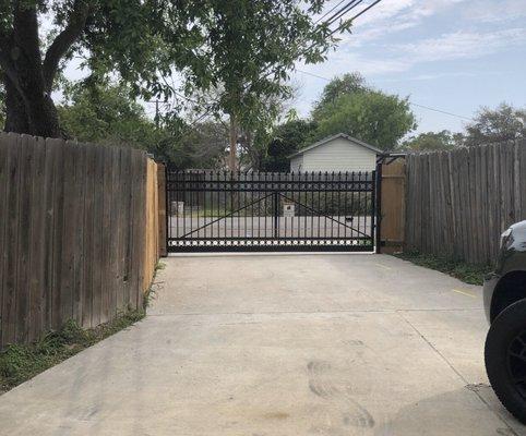 Residential powered gate