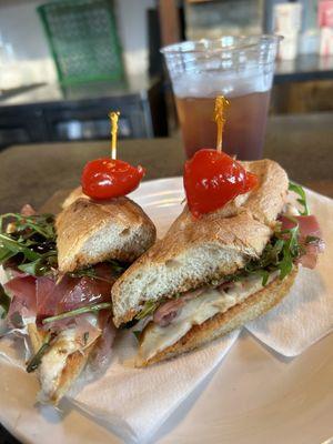 Pane prosciutto & iced tea