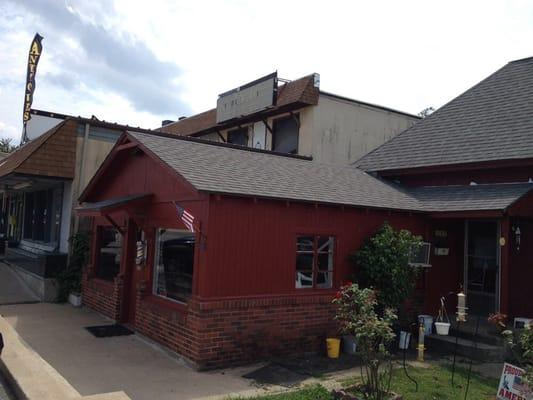 A side view of the barber shop.