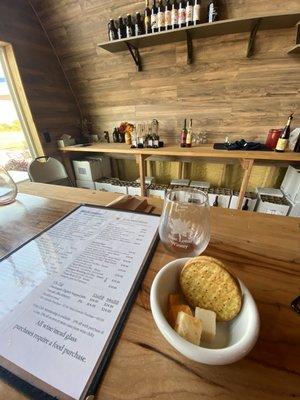 Logo glass & cheese with tasting